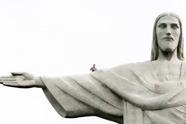Lee Thompson, selfie, Christ the Redeemer, Rio de Janeiro