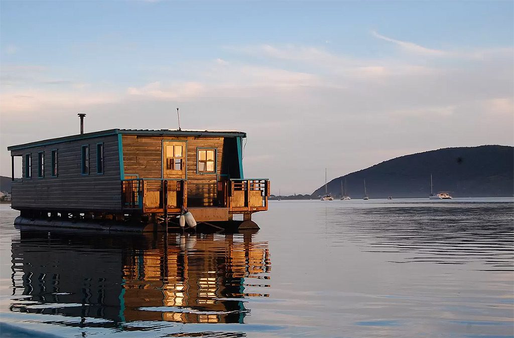Knysna Houseboat Myrtle - Airbnb