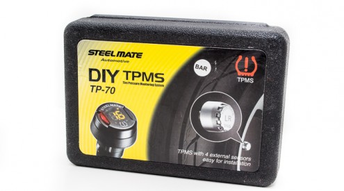 The Steelmate Tyre Pressure Monitoring System comes in a small kit box