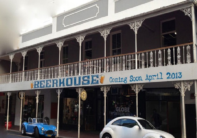 things-to-do-long-street-cape-town-beerhouse-10