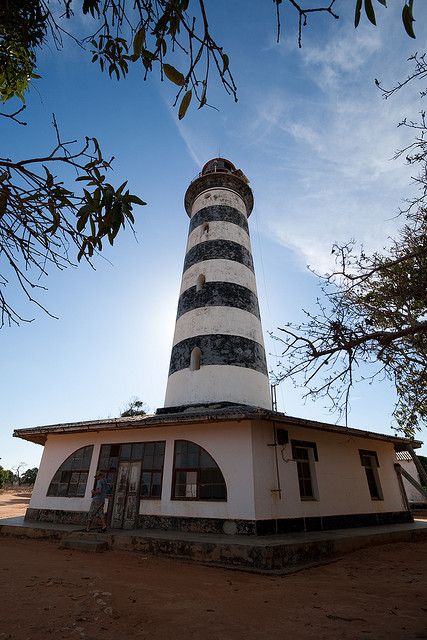 pinda-lighthouse-mozambique-abandoned-wrecks-southern-africa-9