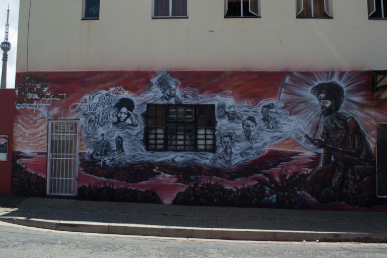 Sifiso had said, 'history very rarely memorialises woman, and the indigenous people.' This mural, titled The doors of learning and cultureshall be open', celebrates singing greats like sis Busi Mhlongo and Brenda Fassie.