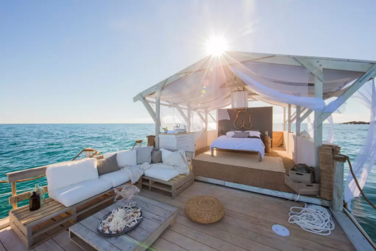 AirBnB Great Barrier Reef competition