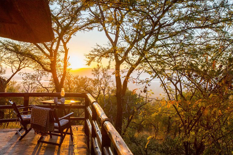 Goloden views from Shayamoya Lodge as the sun rises over the Lebombo mountain range