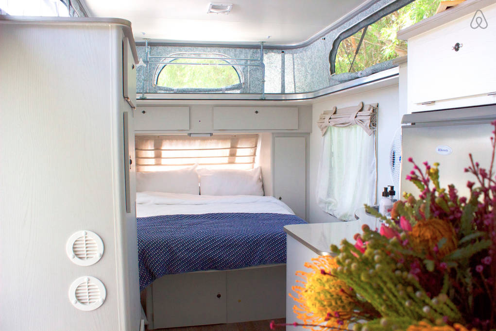 Campworld Airbnb Caravan Montagu