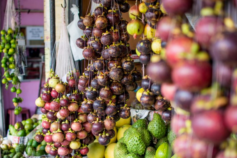 Delectable mangosteen hanging in the market. I tried a few new fruits on my trip to Sri Lanka, but this flashy sweet fruit was my favourite - like a mix of banana, litchi and watemelon.