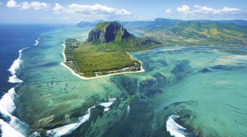 Mauritius extends 14-day quarantine to 2021