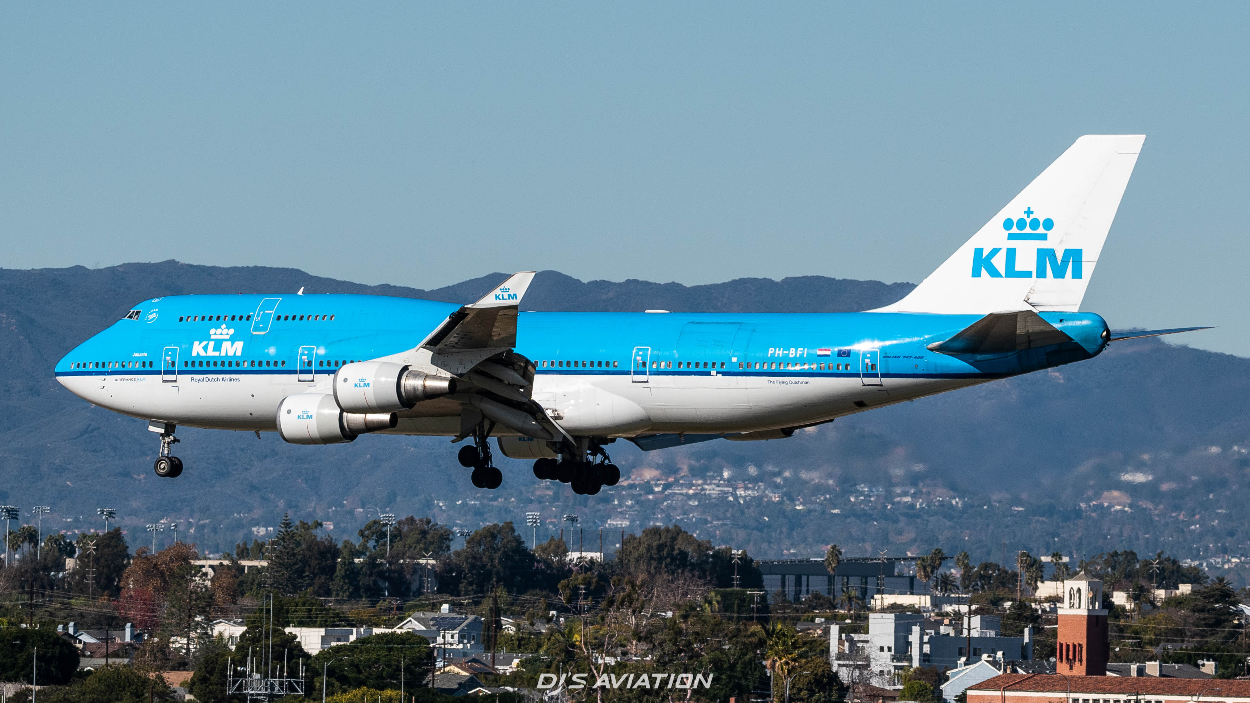 KLM adds new repatriation flights.