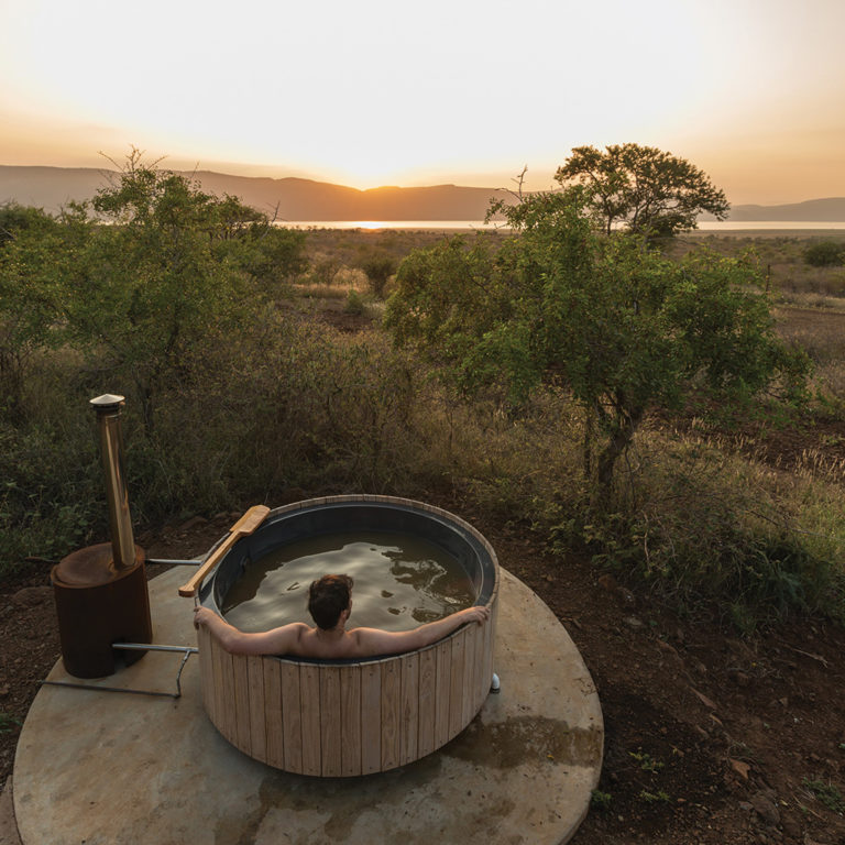 romantic getaways with private jacuzzi