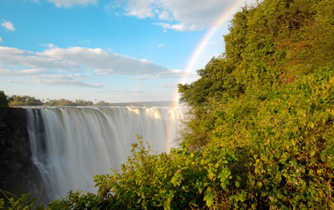 Victoria Falls is in full flow
