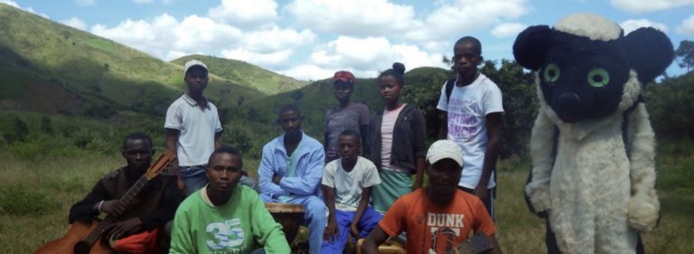 Madagascar: Young farmers adopt new methods to help lemurs, forests and themselves