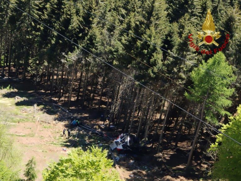 Three arrested after cable car tragedy in Italy