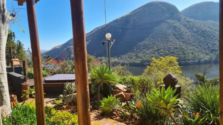 Affordable weekend getaways in Hartbeespoort Dam - Letamong Lodge