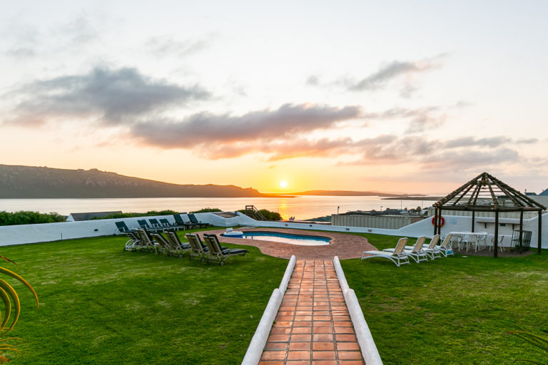 Special offer: 3 nights in a farmhouse on Langebaan Lagoon
