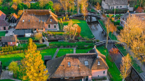 Giethoorn village