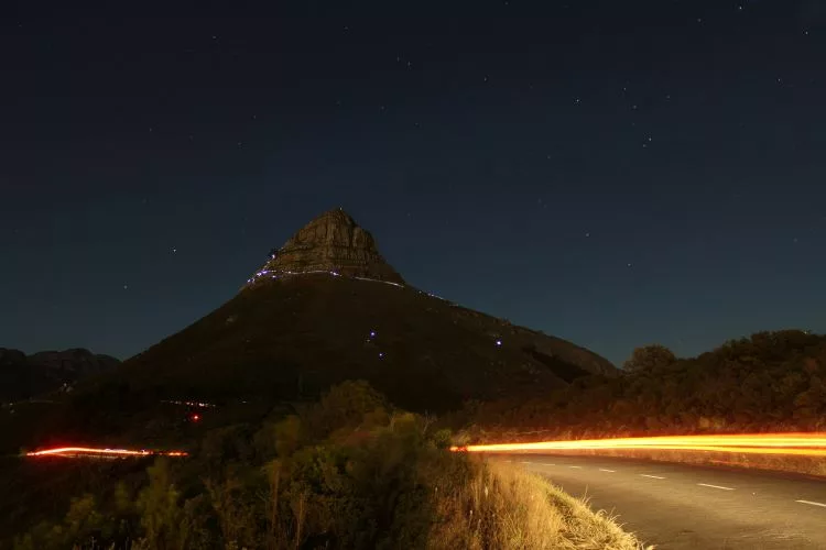 Witness a magical sunset at Signal Hill - Places to Visit in Cape Town For Free
