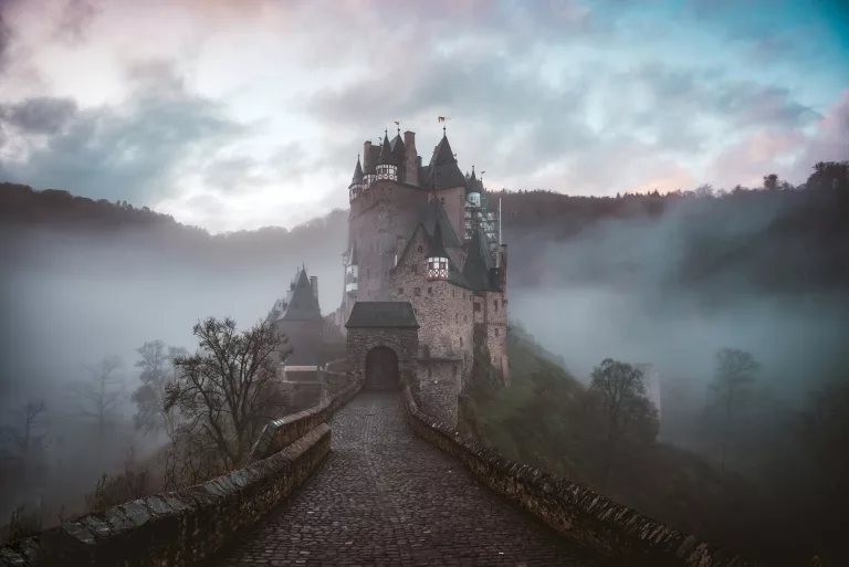extraordinary castles