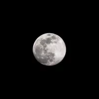 South African stargazers can spot the Moon and Saturn together this October